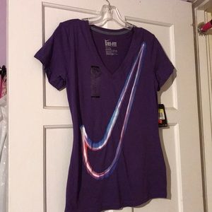 NWT Nike Slim Fit T Shirt